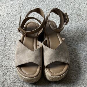 LOFT Women's Beige Espadrille Sandals